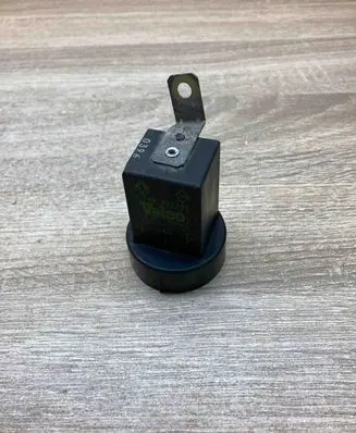 Renault Laguna I Other relay 7700867456