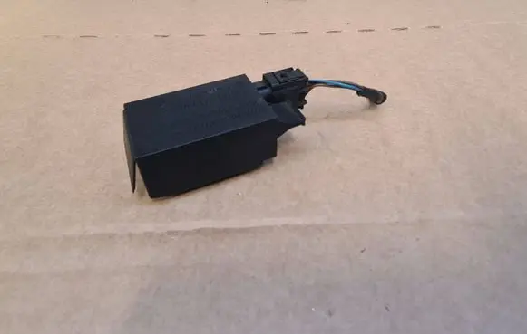 BMW X3 E83 Sensor 6917001 9900020 64116924755