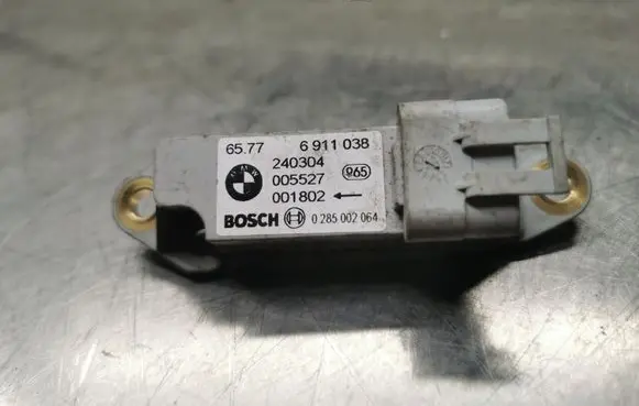 BMW X5 E53 Airbag deployment crash/impact sensor 65776911038