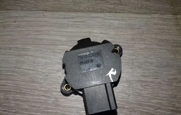 Volvo XC70 Ignition lock contact 8645228