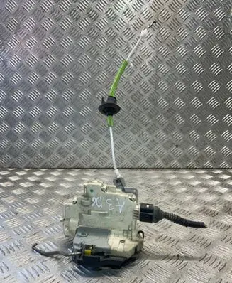 Audi A3 S3 8P Rear door lock 4F0839016