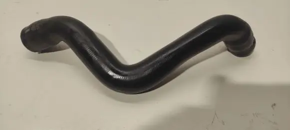 Volvo XC90 Engine coolant pipe/hose 30680748