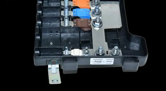 Iveco Daily 6th gen Positive cable (battery) 5801585968