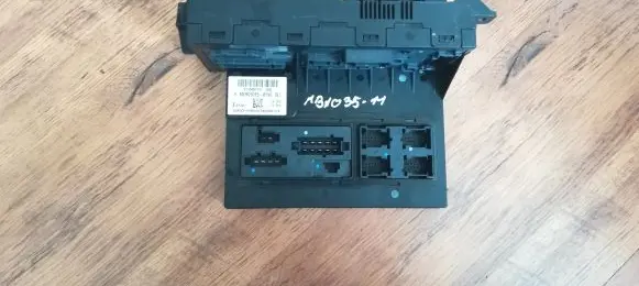 Mercedes-Benz E W211 Fuse module A2115457701