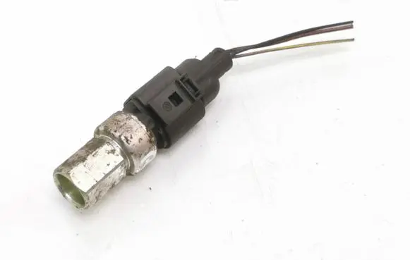 Volkswagen Touran I Air conditioning (A/C) pressure sensor 1K0959126A