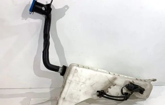 Volvo XC60 Windshield washer fluid reservoir/tank 31699968