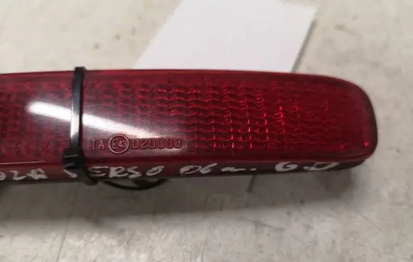 Toyota Corolla Verso AR10 Rear tail light reflector 020003