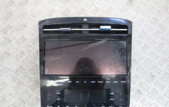 Hyundai Tucson IV NX4 Climate control unit 96525N7100