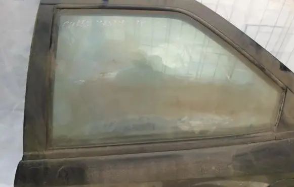 Citroen Xantia Rear door window glass