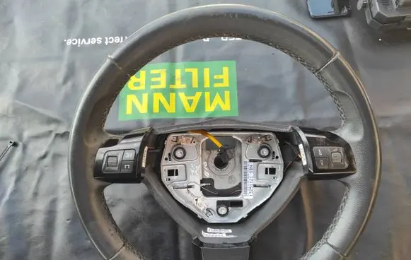 Opel Zafira B Steering wheel 13251121