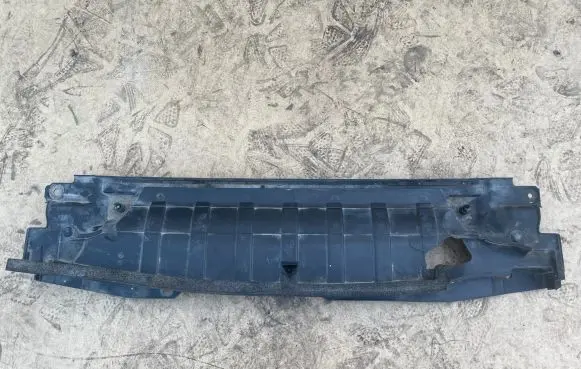 Mercedes-Benz X-class W470 Front bumper skid plate/under tray 21497