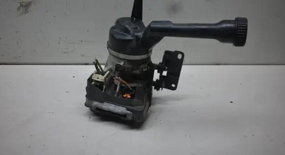 Peugeot 308 SW Power steering pump 9670700380