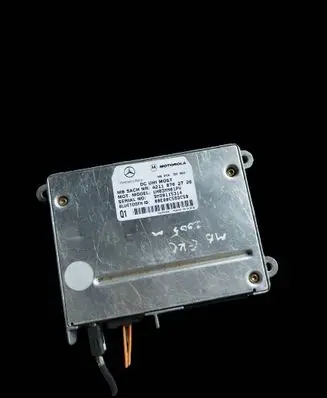 Mercedes-Benz E W211 Bluetooth control unit module A2118702726 DM20115314 UH03MM01PV