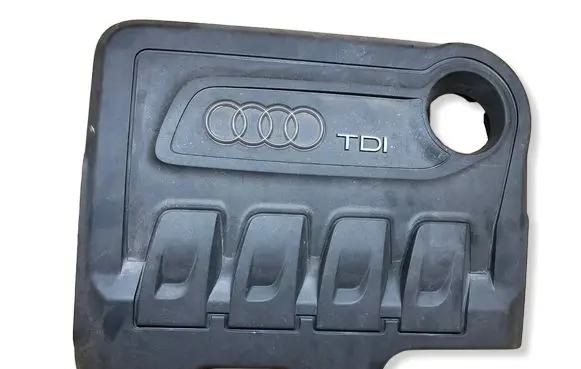 Audi A3 S3 8P Engine cover (trim) 03L103925T 03L103925AA