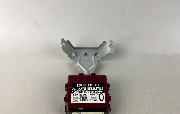 Subaru Outback Light module LCM 84051AJ040