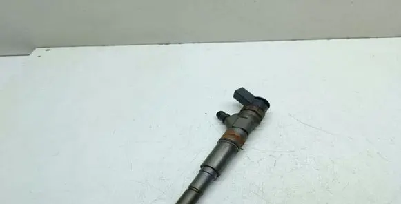 BMW 5 E60 E61 Fuel injector 7794435 0445110209