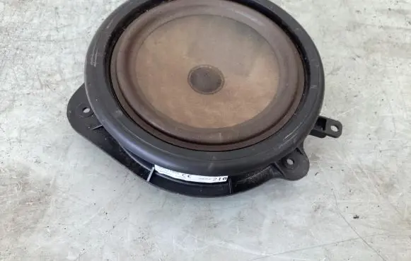 Audi A3 S3 8P Front door speaker 8P0035411 7606500214