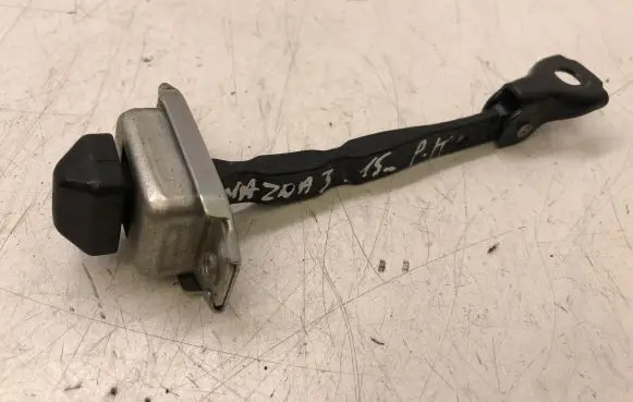 Mazda 3 III Front door check strap stopper