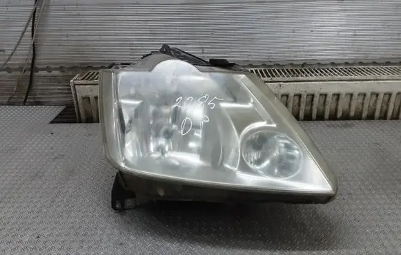 Renault Modus Headlight/headlamp