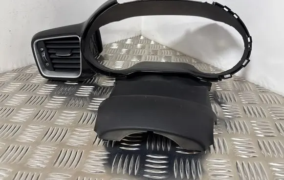 KIA Ceed Dashboard trim 84830J7000 97480-J7000