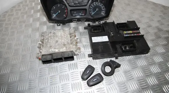 Ford Transit Custom Engine control unit/module BK2112A650AC SID208