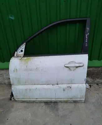KIA Sportage Front door