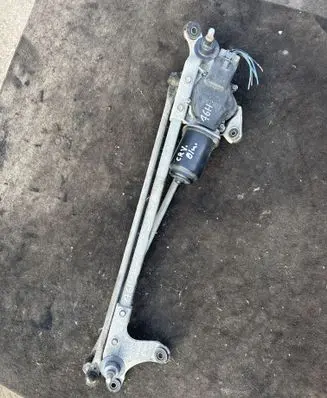Front wiper linkage and motor