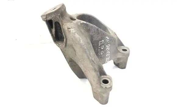 Audi A4 S4 B8 8K Engine mounting bracket 8K0199307