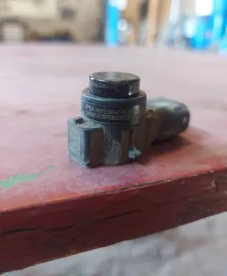 Peugeot 508 Rear parking sensor holder (PDC) 9675202477k2