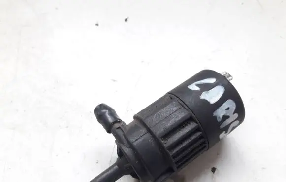 Mitsubishi Carisma Windscreen/windshield washer pump