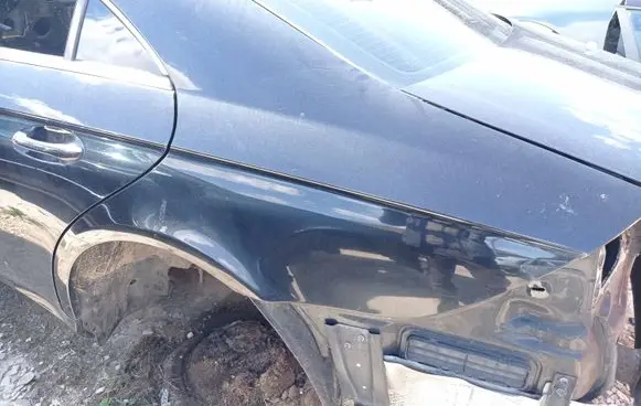 Mercedes-Benz CLS C219 Rear quarter panel 