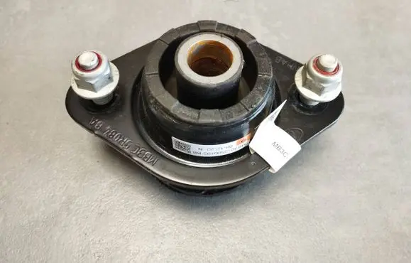 Volkswagen Amarok II Engine mount vacuum valve MB3C2500192BB