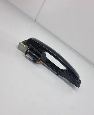 Suzuki Grand Vitara II Front door exterior handle