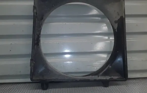 Ford Explorer Radiator cooling fan shroud F57A8146FA