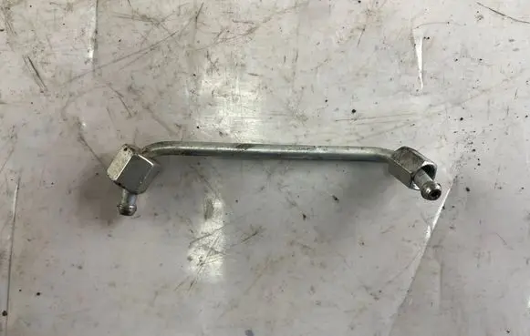 Hyundai i10 Fuel injector supply line/pipe 