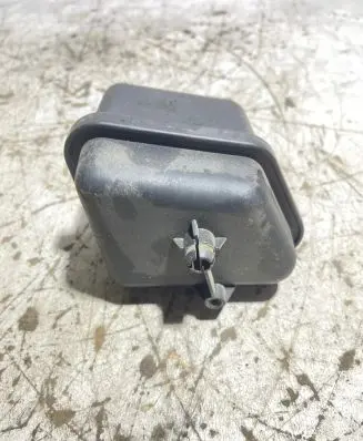 Vacuum air tank
