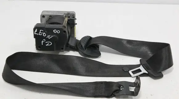 Seat Leon (1M) Front seatbelt 1M0897705 33013781