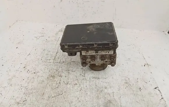 Toyota Corolla Verso E121 ABS Pump 8954113040