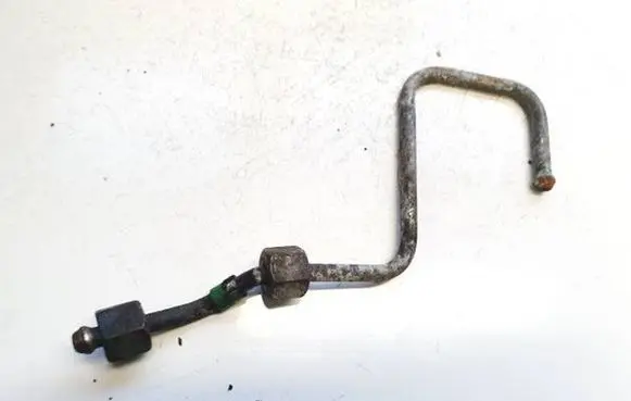Nissan Note (E11) Fuel line pipe