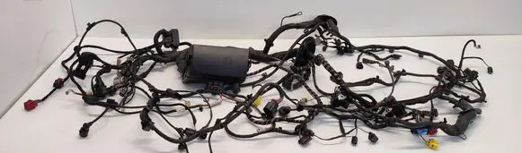 Volkswagen Tiguan Engine installation wiring loom 