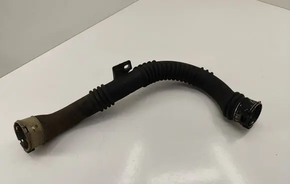 Renault Trafic III (X82) Intercooler hose/pipe 144606126R 93867727