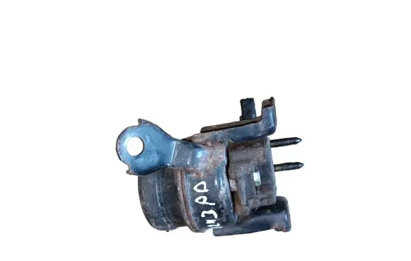 Toyota Avensis Verso Engine mount bracket
