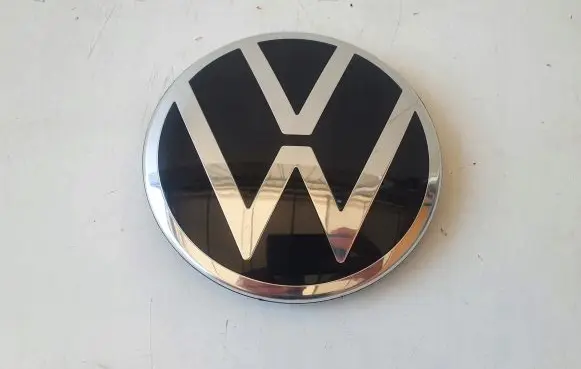 Volkswagen e-Up Manufacturer badge logo/emblem 1S6853601E