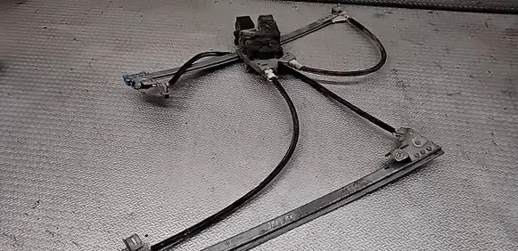 Renault Espace - Grand espace IV Front door window regulator with motor 