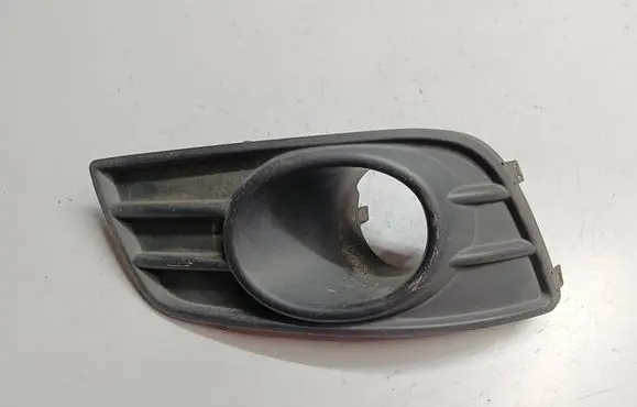 Suzuki SX4 Front fog light trim/grill 71751-55L0