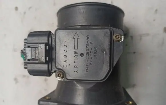 Jaguar S-Type Mass air flow meter XW4F-12B579-AA
