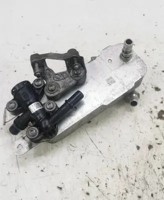 BMW 4 F36 Gran coupe Transmission/gearbox oil cooler 8514515 1721 517506
