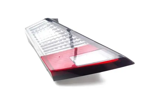 Tailgate rear/tail lights
