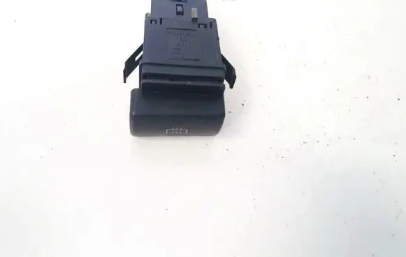 Windscreen/window heater switch