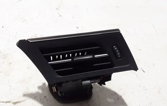 Audi A6 S6 C8 4K Dashboard side air vent grill/cover trim 4K0820902